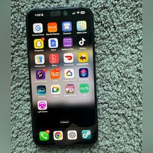 iPhone 15 pro max ( WITH TIKTOK) very new , no scratches, no cracks